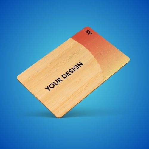 NFC Visitenkarte Bamboo Premium auf blauem Hintergrund